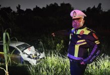 Driver Taksi Online Tewas, Bus Pelangi Hantam Sirion di Jalan Siak II