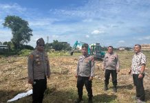 Dukung Program Ketahanan Pangan, Polsek Dumai Kota Olah Lahan Tanam Jagung Pipil di Jalan Sudirman