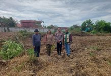 Dukung Swasembada Pangan, Polsek KSKP Dumai Olah Lahan Bersama Petani
