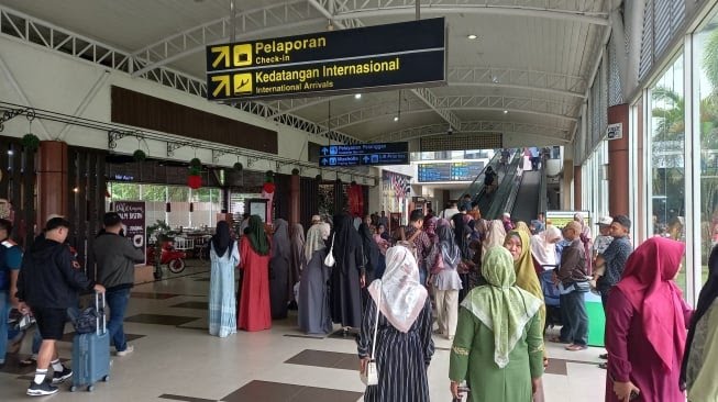 82075-suasana-bandara-sultan-syarif-kasim-ssk-ii-pekanbaru